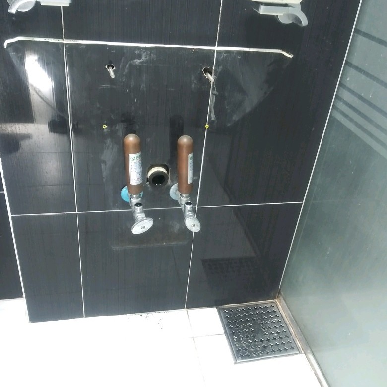 세종 세종 아파트 세면대 철거 후